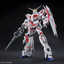 Muatkan imej ke dalam penonton Galeri, 1/48 MEGA SIZE MODEL UNICORN GUNDAM (DESTROY MODE) - Shiroiokami HobbyTech