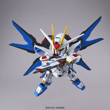 Muatkan imej ke dalam penonton Galeri, SD Gundam EX Standard Strike Freedom Gundam - Shiroiokami HobbyTech