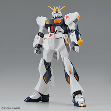 Muatkan imej ke dalam penonton Galeri, 1/144 ENTRY GRADE NU Gundam - Shiroiokami HobbyTech