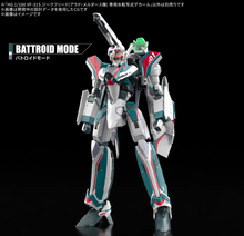 Load image into Gallery viewer, VF-31S Siegfried battroid mode display with water decals