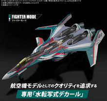 Load image into Gallery viewer, VF-31S Siegfried fighter mode with Arad Molders water decals